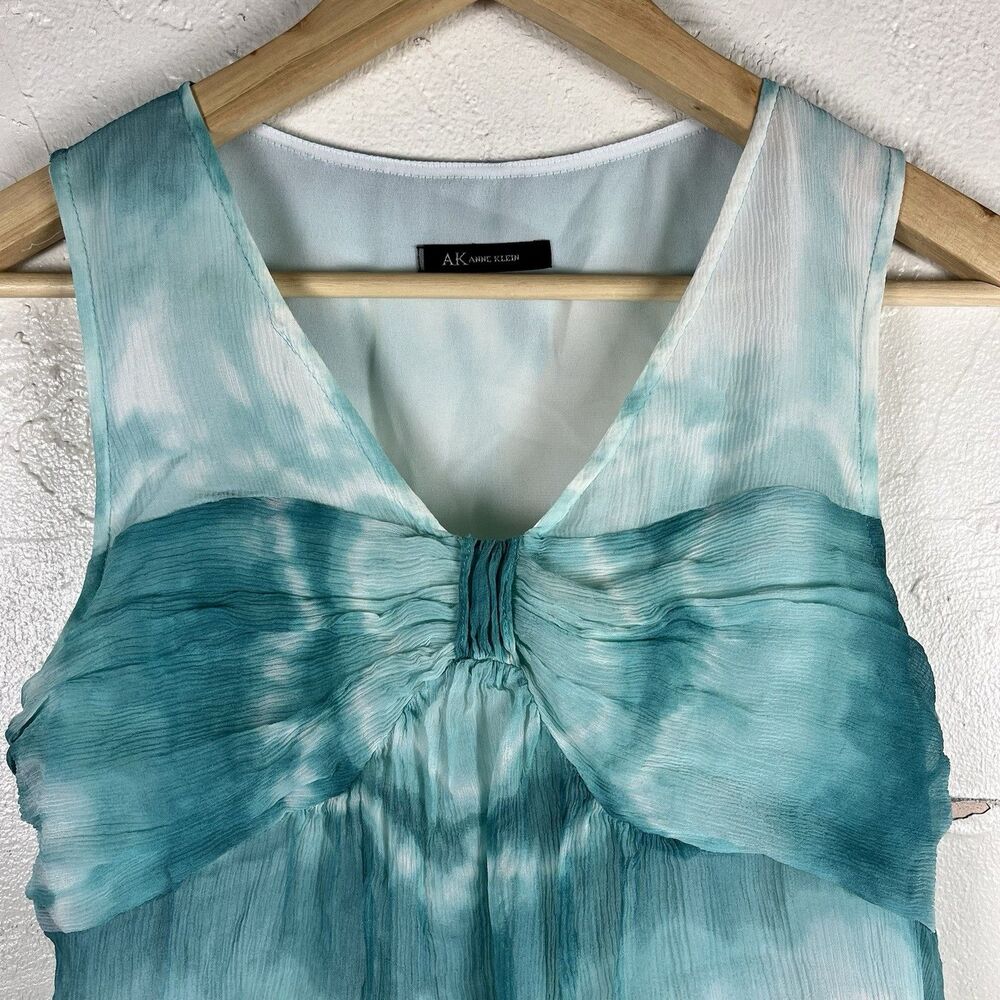 AK Anne Klein Blue White Tie-Dye Chiffon Pleated V-Neck Sleeveless Tank Top - Picture 7 of 15